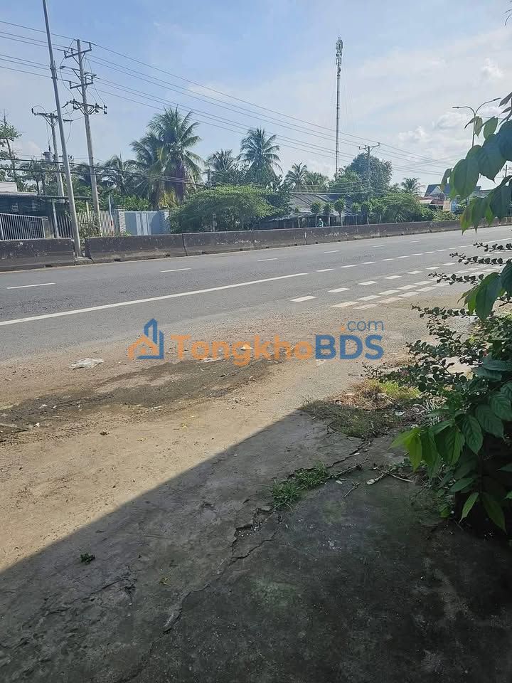 Mặt tiền QL1A Cai Lậy - Đất 539m² có nhà kho, trọ thu nhập 10tr/tháng