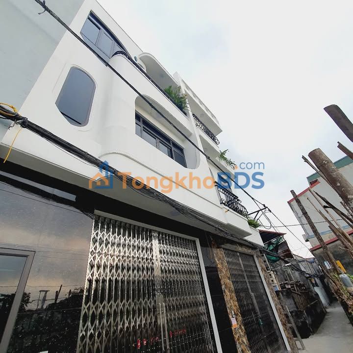 Nhà Trần Thọ Quế Nam Định 50m² 2.4 tỷ - Ô tô vào tận nhà