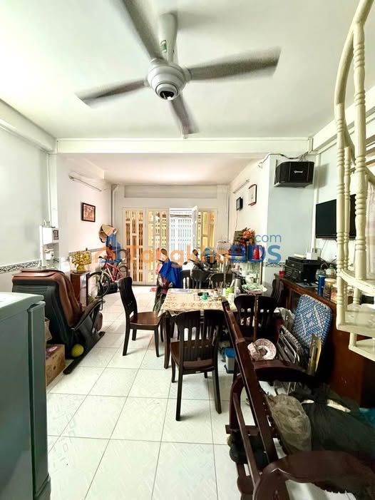 Nhà Hẻm Thẳng 78.4m² Sổ Hồng Riêng - Gần Chế Xuất Tân Thuận, Q7