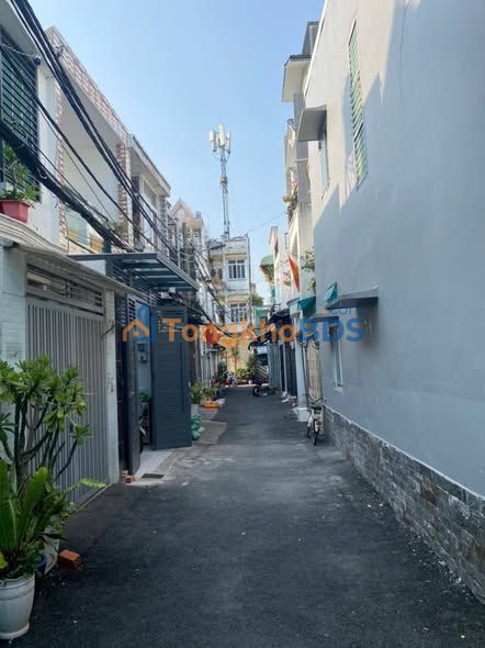 Nhà Gò Vấp 59m² - Xe Hơi Tới Nhà, Sổ Hồng Sẵn Sàng