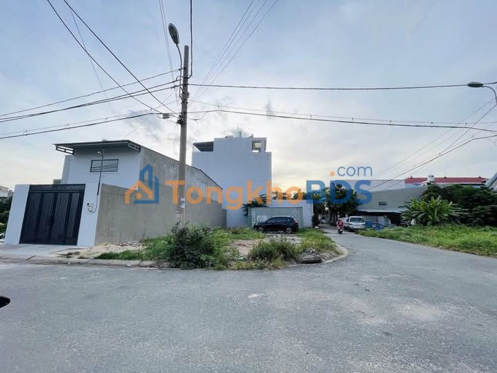 Nhà Nở Hậu 67m² Gần Chợ Nguyễn Văn Quá, Quận 12 - Giá 3.7 Tỷ