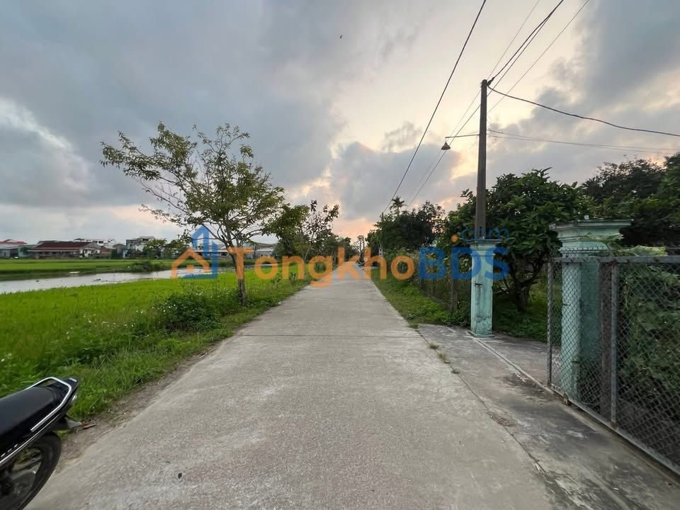 Bán đất Làng Châu, Duy Xuyên 216m² - View đồng lúa, gần QL1A, BV Tâm Trí