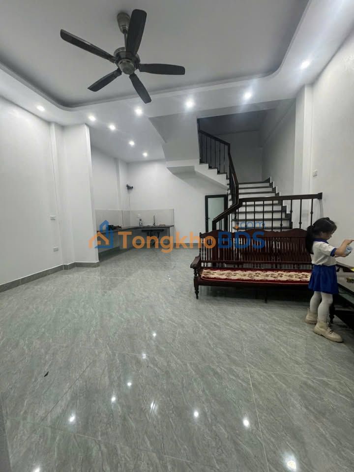 Nhà riêng Ngõ Phan Bội Châu 42m² 2,2 tỷ - Ô tô vào tận nhà