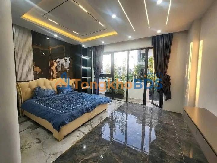 Nhà Phố 3 Tầng Mặt Tiền Kiều Sơn Đen, Hòa Xuân - 90m², 4PN, Giá Tốt