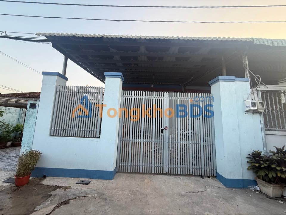 Nhà Tân Hiệp Hóc Môn 135m² giá 4.2 tỷ - Chính chủ bán