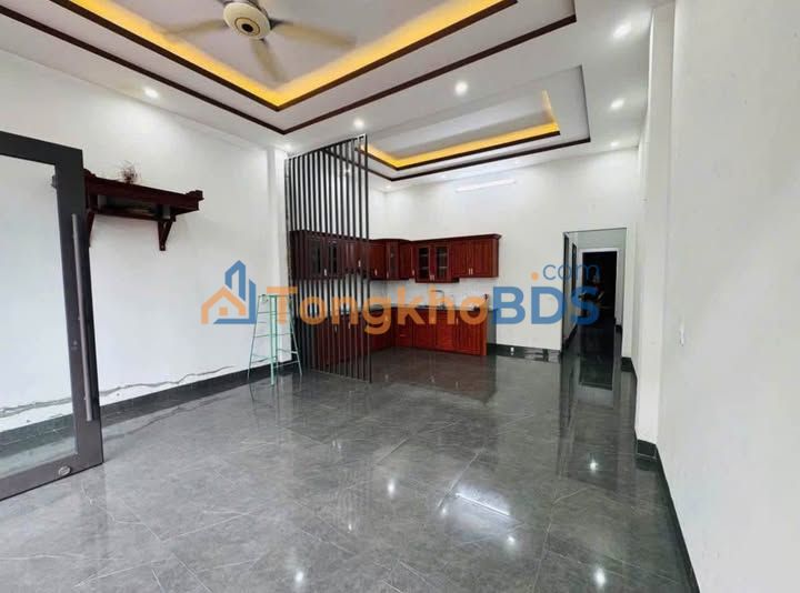 Nhà 90m² Bắc Lệnh, Lào Cai - 2.3 Tỷ, Gần Chợ, Trường, TT Thành Phố