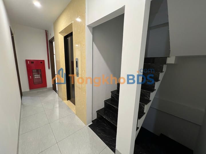 Cho thuê CCMN Ngọc Hà 7 tầng, 9P Studio full nội thất, KD sầm uất