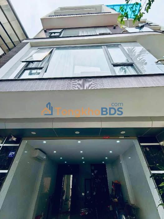 Nhà Phân Lô Hoàng Quốc Việt 36m² 6 Tầng Thang Máy - 11 Tỷ