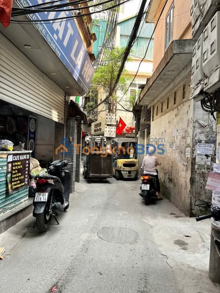 Nhà Lô Góc Xuân Thủy Cầu Giấy 40m2 x 5 Tầng - Dòng Tiền Sẵn 9.8 Tỷ