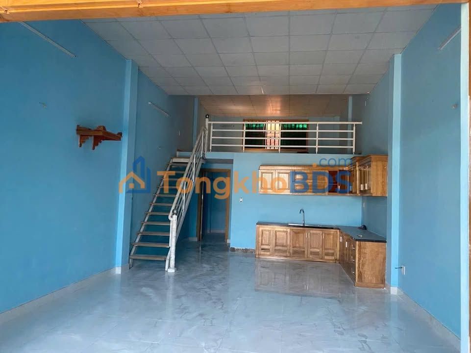 Nha cap 4 Chi Linh P10 75m2 4.5 trieu - San sang o ngay