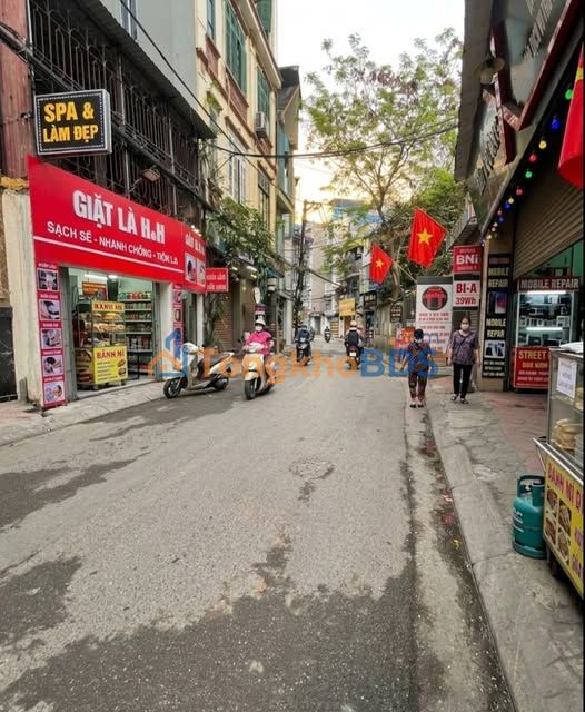 Bán đất mặt tiền rộng 30m² Cổ Nhuế - Kinh doanh ô tô tránh