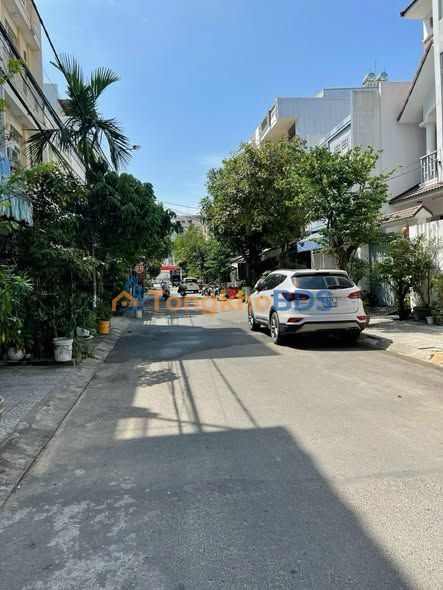 Tòa CHDV 70m² ven biển Phạm Văn Đồng, Đà Nẵng - Dòng tiền 30tr/tháng