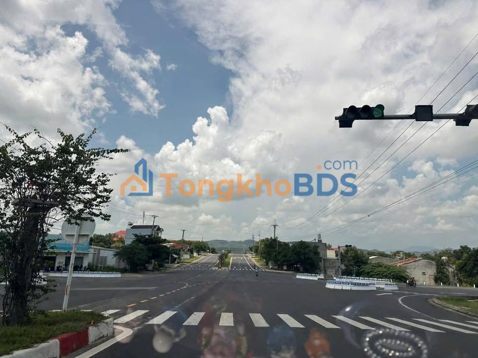 Đất nền Xã Đắk La Kon Tum 225m² - Đường to ô tô