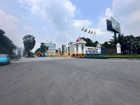 Đất thổ cư 216m² Five Star 5 Sao, Bình Chánh - 4.8 Tỷ