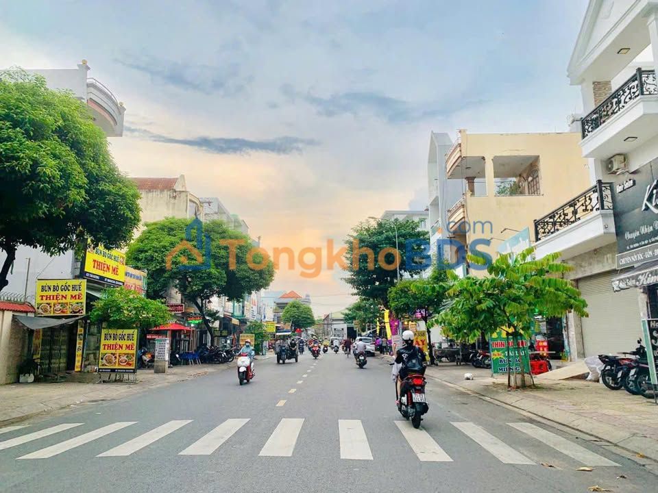 Nhà phố Tân Hương, Q.Tân Phú 68m² 11.5 tỷ - Mặt tiền kinh doanh