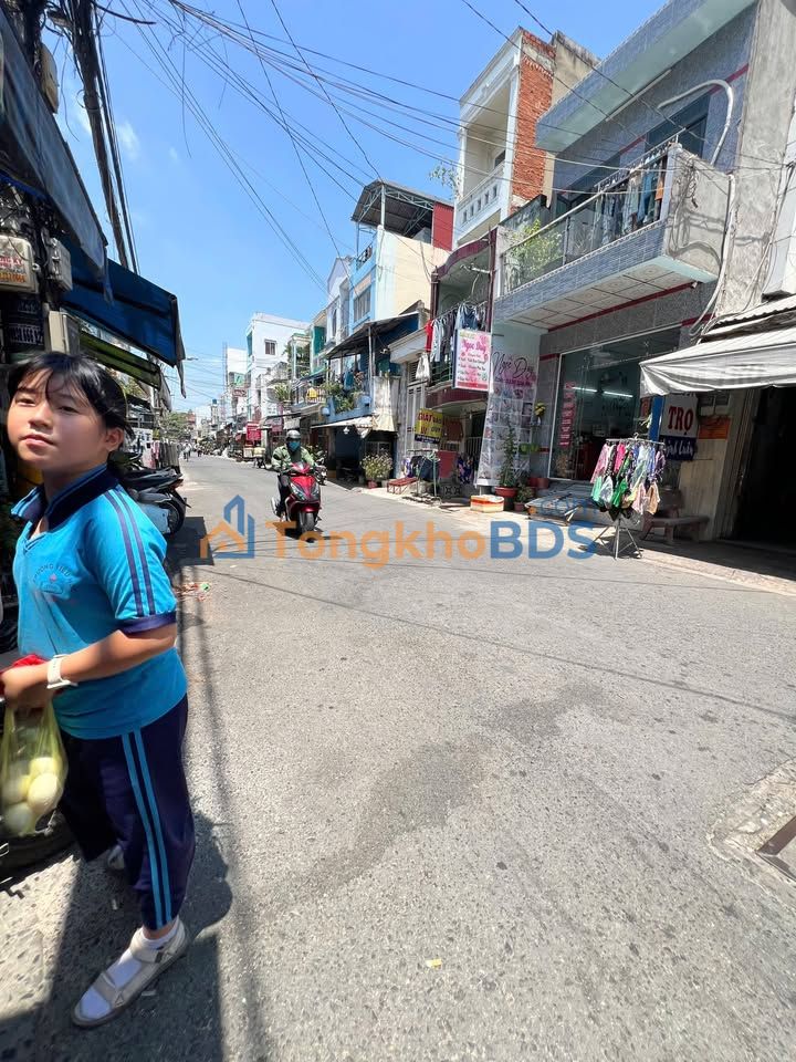 Nhà Đỗ Năng Tế, Bình Tân 36m² 3.7 tỷ - Sẵn sàng ở ngay