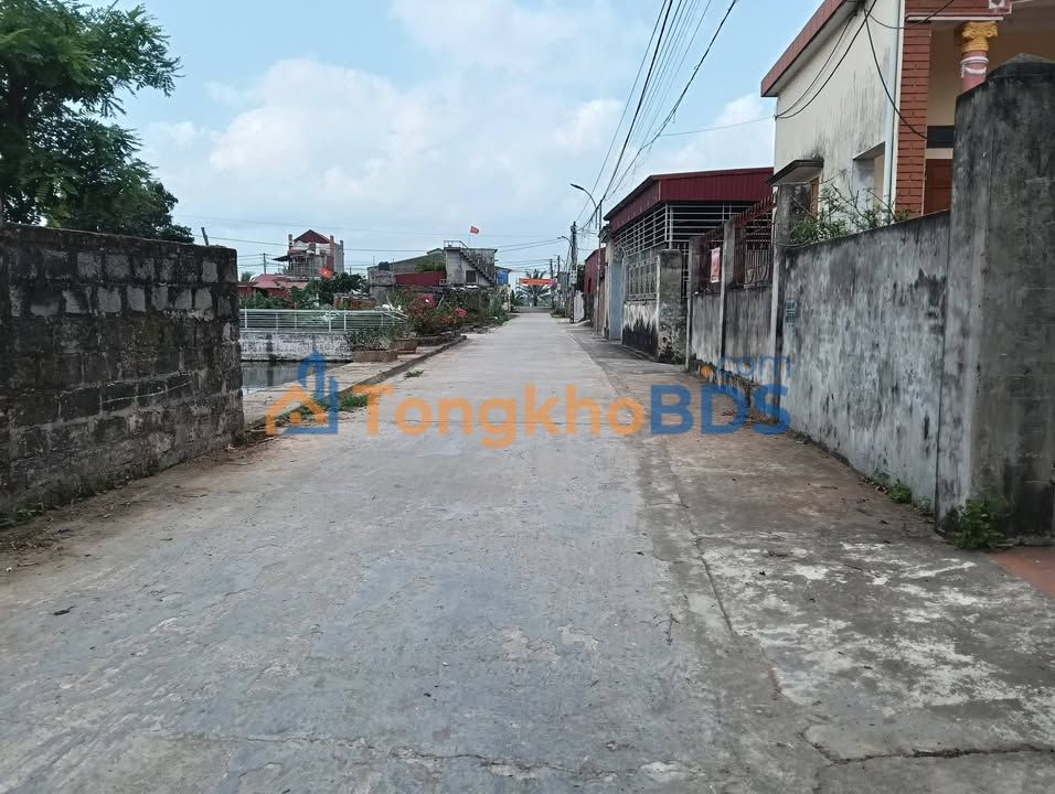 Đất nền Thụy Dân 124m² 9xx triệu - Đường to ô tô