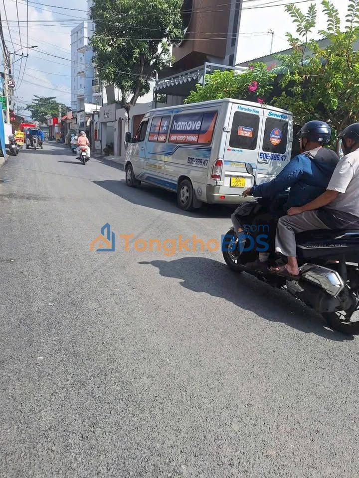 Nhà phố đường số 12 Thủ Đức 109m² 12.9 tỷ - Mặt tiền kinh doanh