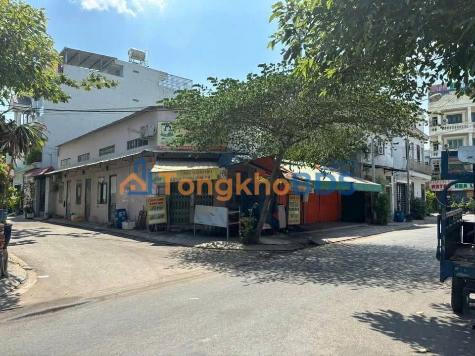 Nhà Mặt Tiền Kinh Doanh Đường 22, Phước Long B, Thủ Đức - Góc 2 Mặt Tiền, 197m²