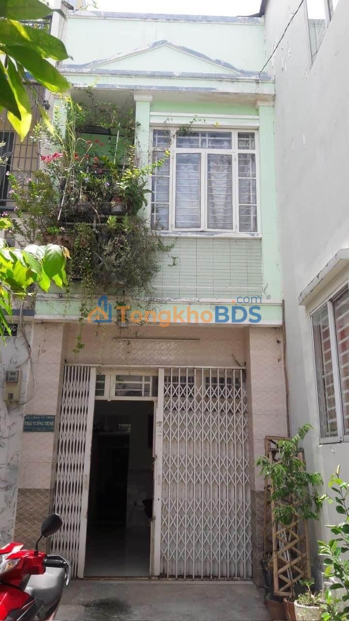 Nhà mặt tiền Nguyễn Thần Hiến Q4 50m² 4.4 tỷ - Oto vào nhà