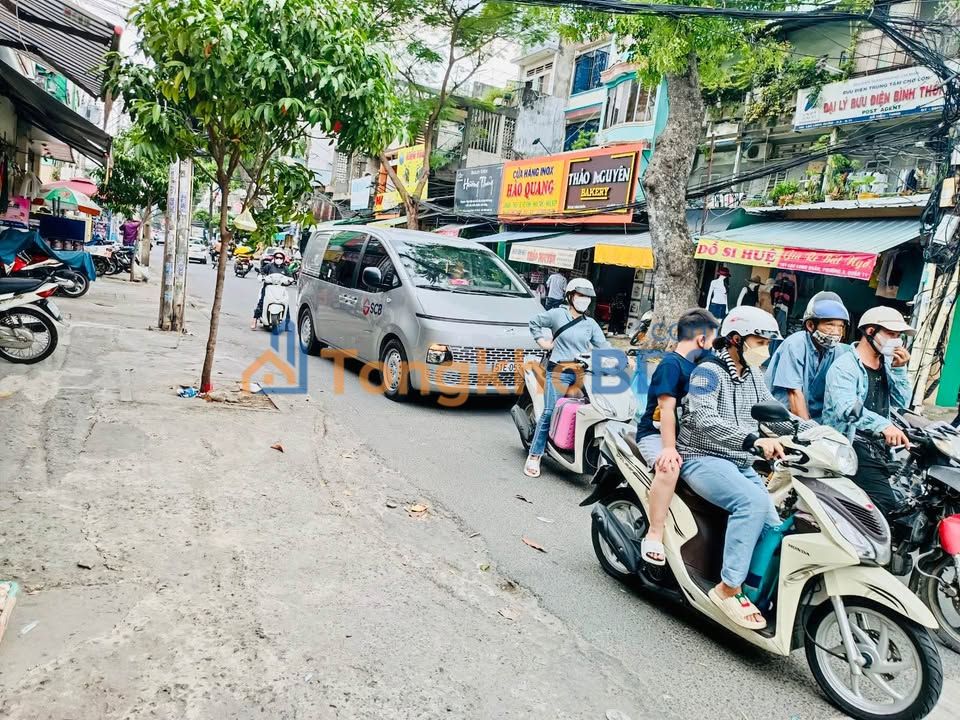 Nhà phố Lạc Long P10 Q11 51m² 11 tỷ - Mặt tiền kinh doanh