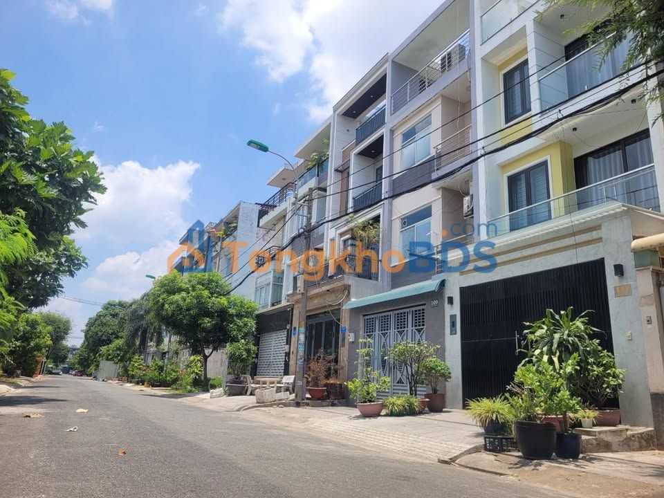 Bán Biệt thự góc 128m² khu Nam Long, Bình Tân - Giá 10.5 tỷ