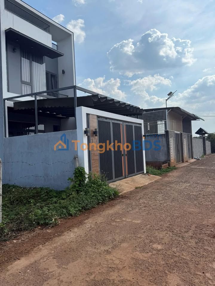 Đất nền B3 Phạm Ngũ Lão Buôn Ma Thuột 160m² 2.8 tỷ - Đường to ô tô