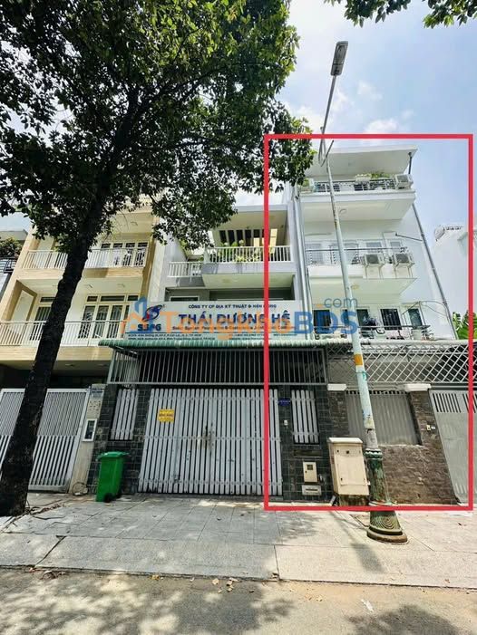 Nhà phố 120m² KDC Đông Thủ Thiêm, Thủ Đức - Dòng tiền 18tr/tháng
