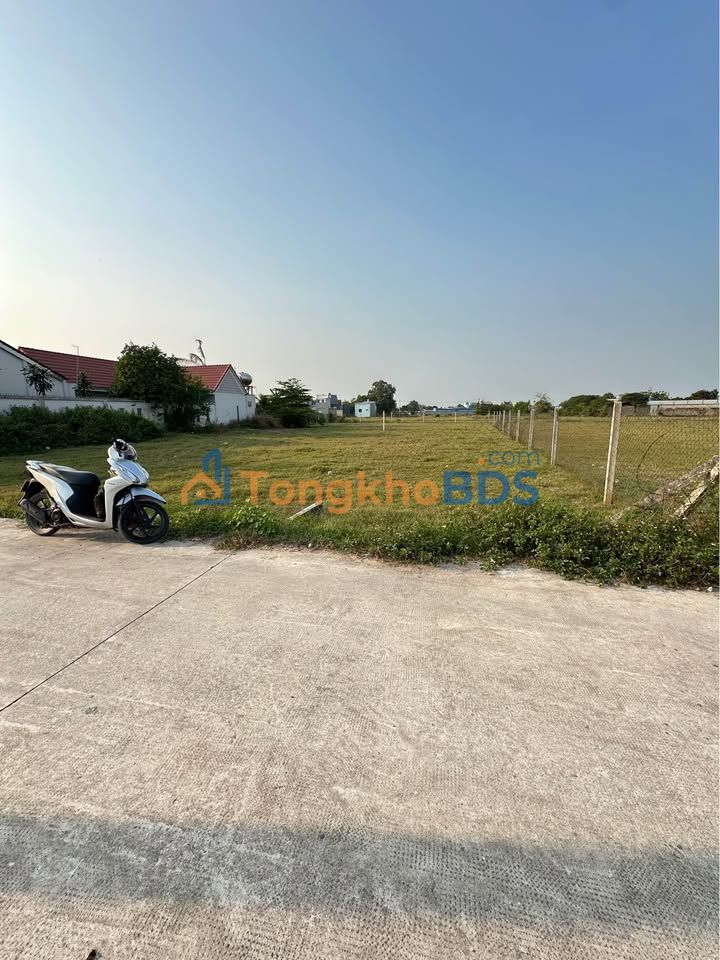 Đất Nền 300m² Mỹ Hạnh Bắc - Sổ Hồng Sẵn, Giá 2.85 Tỷ