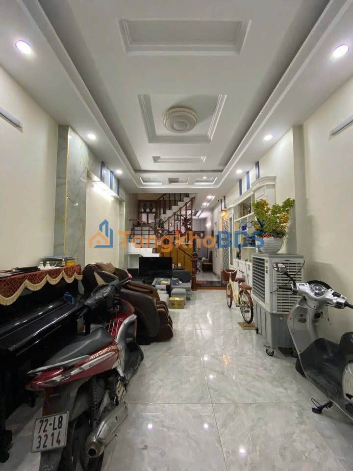 Nhà riêng Nguyễn Phúc Chu 62m² 8.2 tỷ - Ô tô ngủ trong nhà