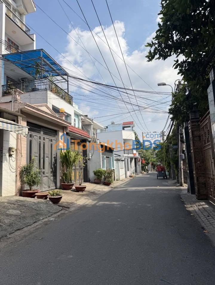 Nhà 3 Lầu Hẻm Ô Tô Bình Tân - 4PN - 6.6 Tỷ