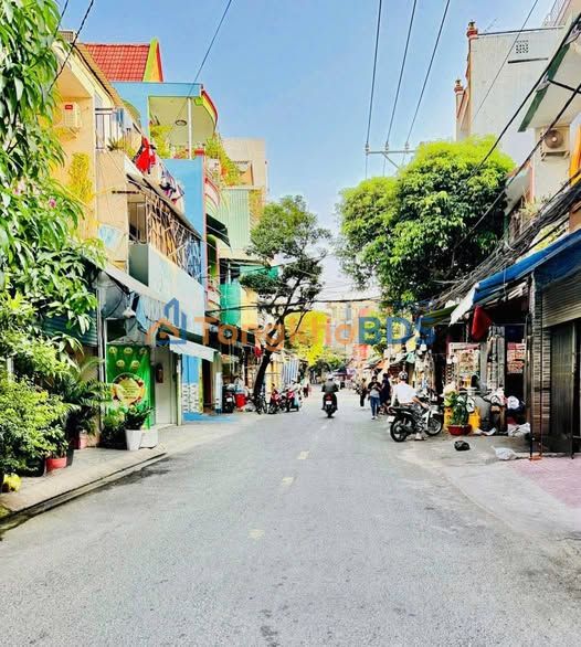 Nhà Mặt Tiền Bùi Thế Mỹ, Tân Bình - Kinh Doanh Đỉnh Cao, 67.6m², 9.x Tỷ