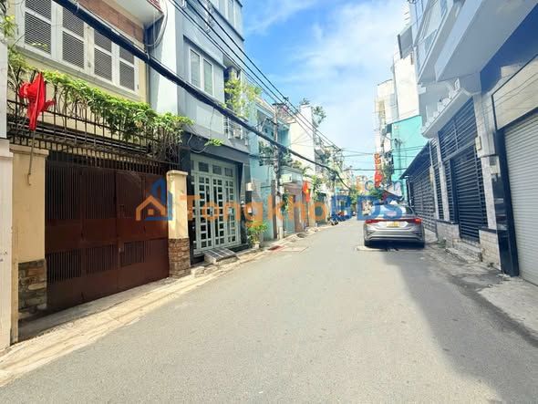 Nhà 45m² Phú Nhuận - 3 Tầng, 5PN, Ô tô tránh, 8 Tỷ