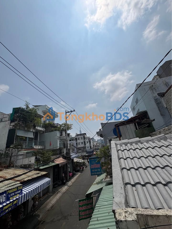 Nhà mặt tiền Phan Văn Hân P17 20 triệu - Vị trí đẹp