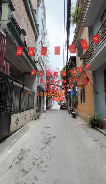 Nhà riêng Đông Ngạc 38m² giá thỏa thuận - Ô tô vào tận nhà