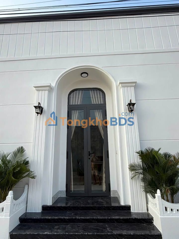 Nhà góc Trần Phú Hòa Thành 137m² - Ô tô vào tận nhà