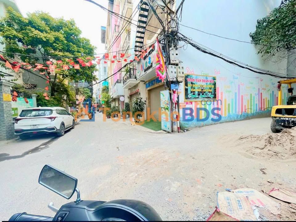 Nhà StarLake Tây Hồ 50m² 18,9 tỷ - Ô tô tránh view Hồ Tây