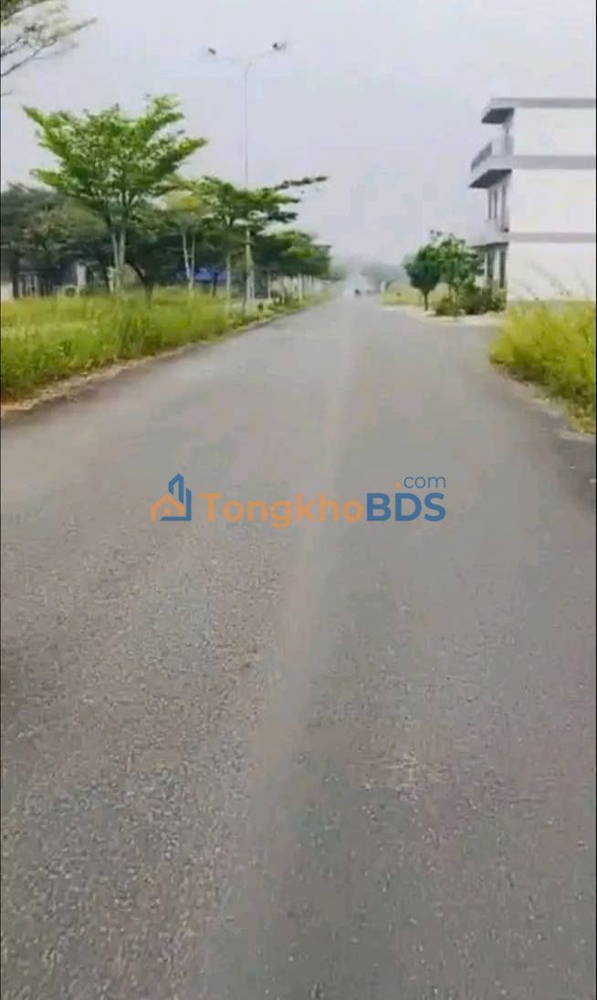 Đất nền góc Thung Lũng Xanh Long Thành 169m² full thổ - Giá 3.1 tỷ