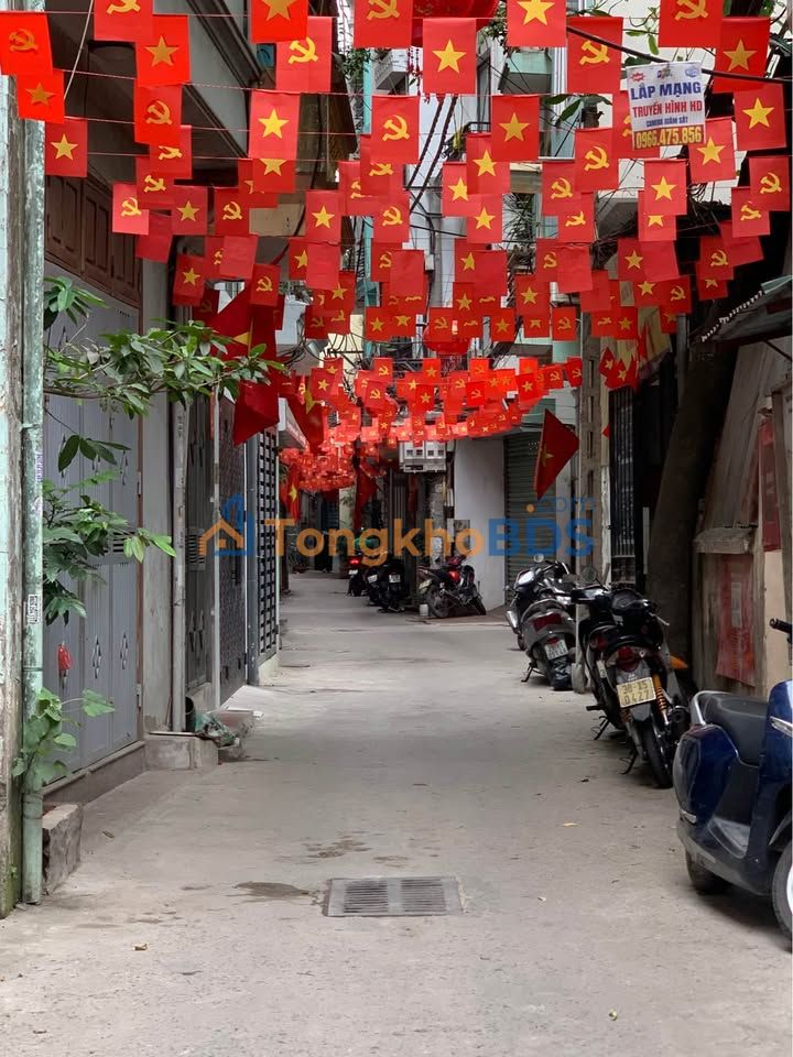 Nhà Khương Trung Thanh Xuân 30m² 6.5 tỷ - Ô tô vào nhà