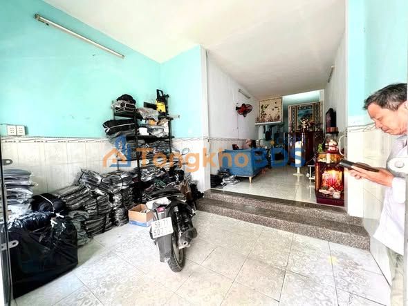 Nhà Hẻm Gần Mặt Tiền Phan Đình Phùng, Phú Nhuận - 61m² - Giá 8.x Tỷ