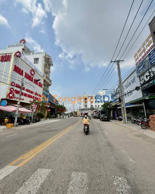 Nhà Lý Thái Tổ nối dài Long Xuyên 396m² thỏa thuận - Sẵn sàng ở