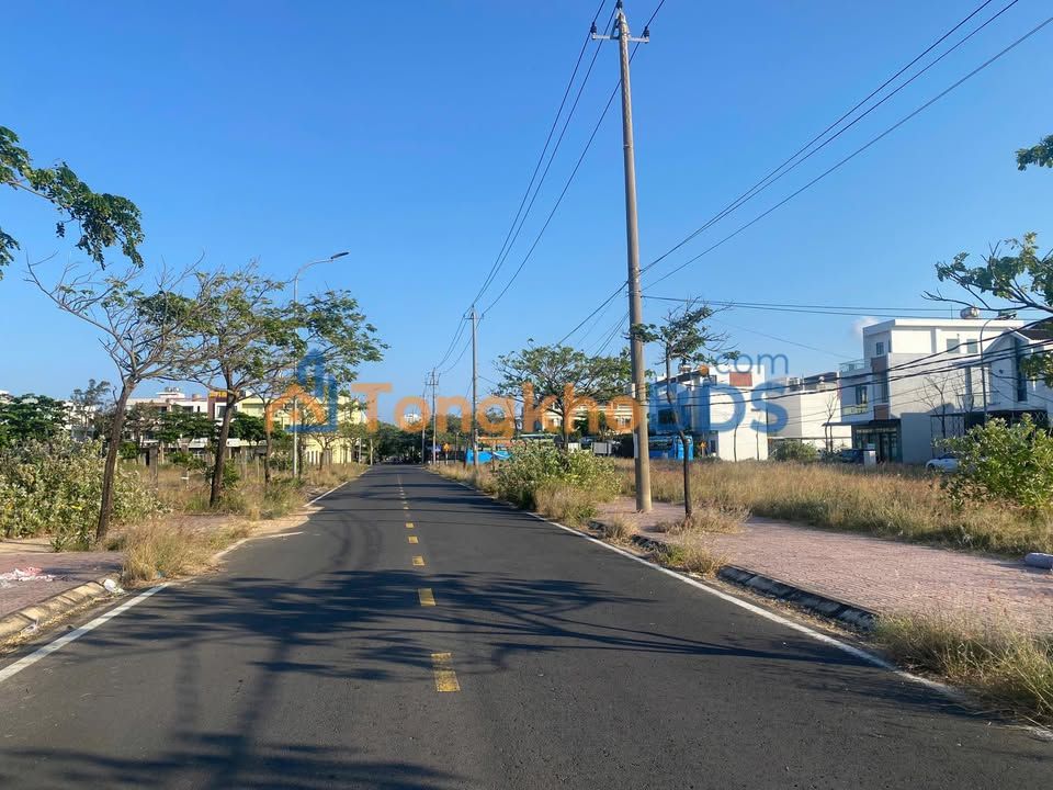 Đất nền Tuy Hòa Nguyễn Văn Huyên 126m² 5.7 tỷ - Sổ đỏ chính chủ