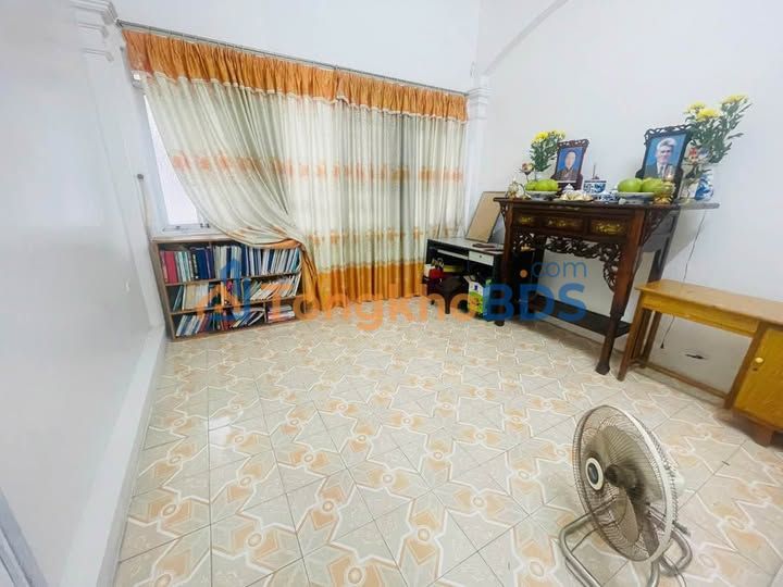 Nhà Phố Kinh Doanh Bùi Xương Trạch 48m² - 4 Tầng - Sổ Đỏ Vuông Đẹp