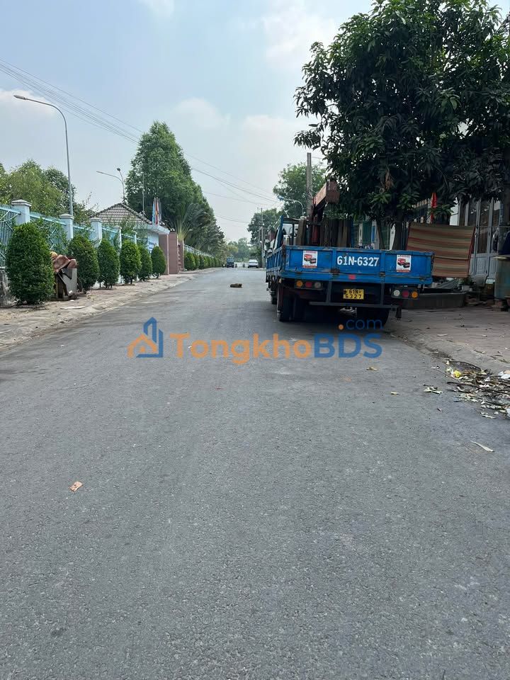 Bán Đất Thổ Cư 300m² Phường Tân Đông Hiệp, Dĩ An - Ngay Cổng KCN