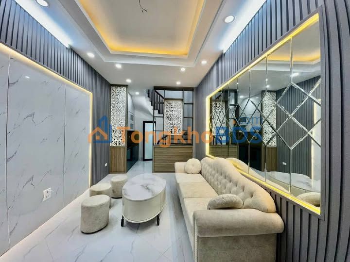 Nhà Phố Phương Mai, Hoàng Mai - 57m² Sổ Đỏ Chính Chủ, Giá Tốt