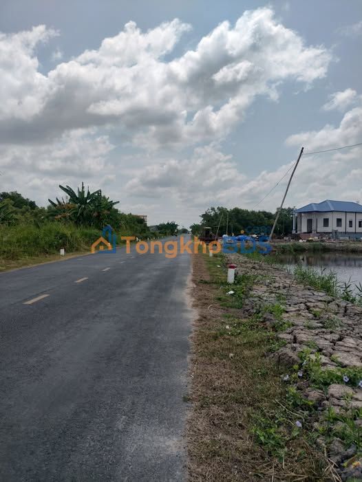 Đất nền Sông Đốc, Cà Mau - 240m² Sổ hồng riêng, Mặt tiền 10m