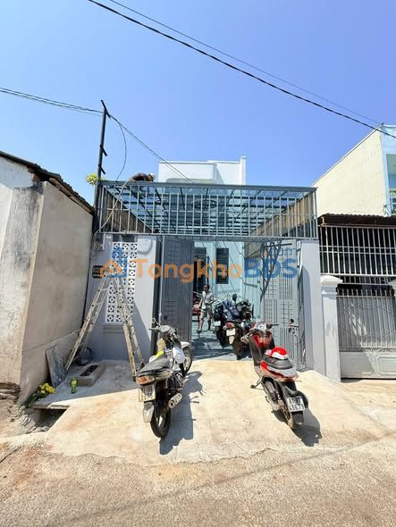 Nhà 110m² Hẻm 62 Tôn Thất Thuyết, Pleiku - 3PN, Sân Ô tô, Giá 2.8 Tỷ
