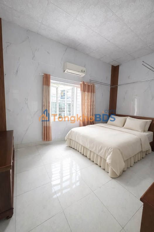 Nhà phố Lê Văn Hiến 115m² 7.5 tỷ - Mặt tiền kinh doanh