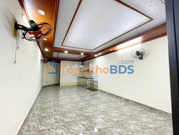 Nhà cho thuê Xuân La 100m² 9 triệu - Sẵn sàng vào ở