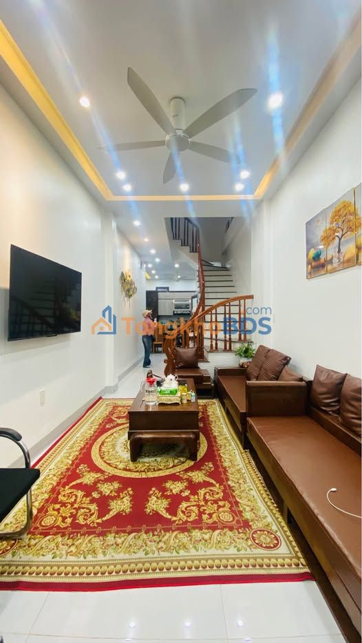 Nhà 3 Tầng Trần Lãm, Thái Bình – 40m² Sổ Hồng Chính Chủ